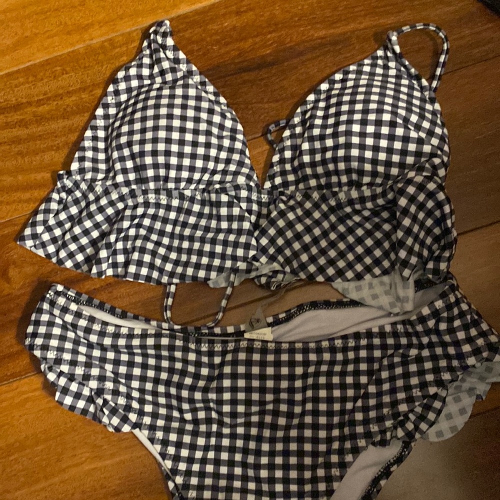 Bathing suit